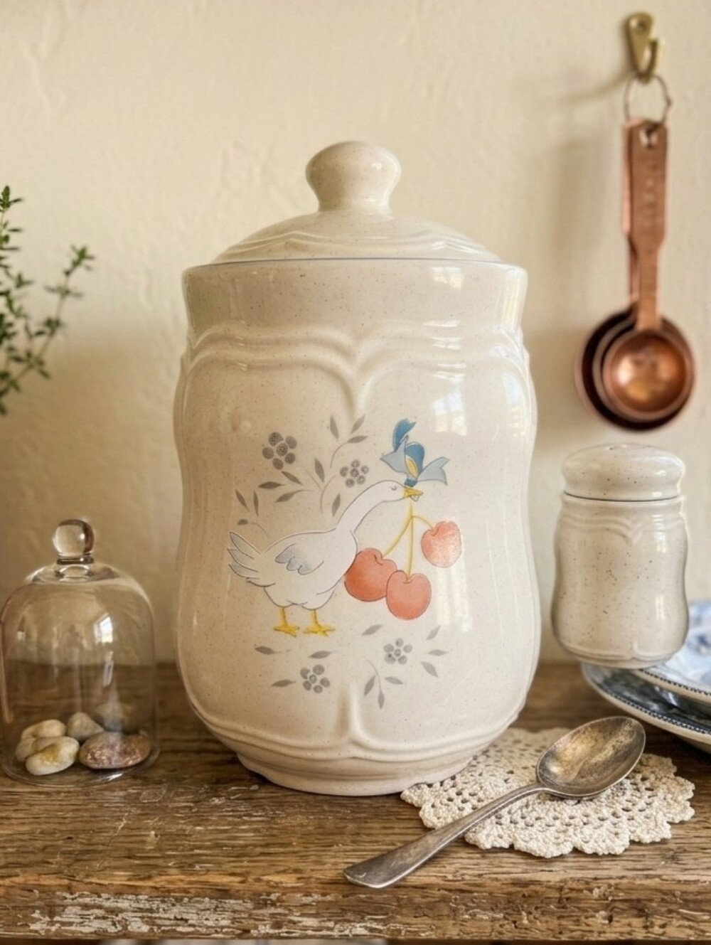 Vintage International China Marmalade Goose Stoneware Canister Cookie Jar 7"